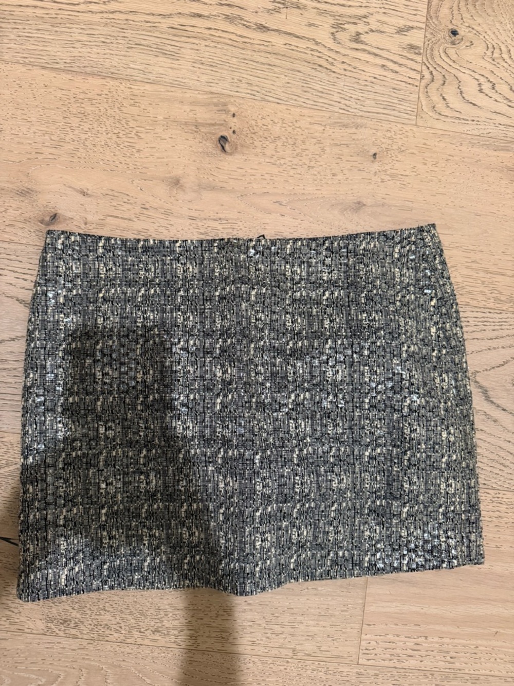 Alice and Olivia Classic Tweed Mini Skirt in Black and Gray Size Small